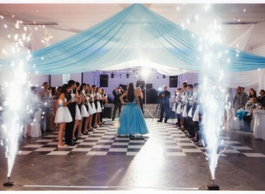 Foto 16:  — Studio Dance Eventos